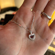 Personalize your jewelry · Custom service 