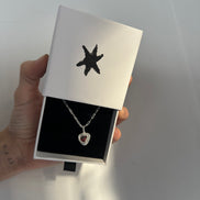 Personalize your jewelry · Custom service 
