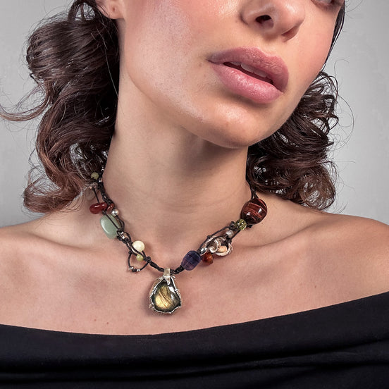 Retrato collar labradorita beads