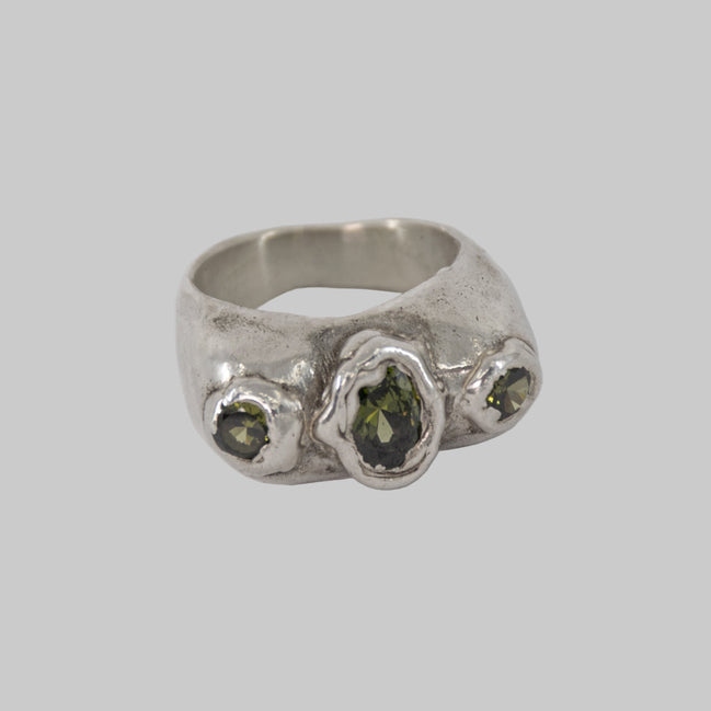 Timida 3 verde peridoto