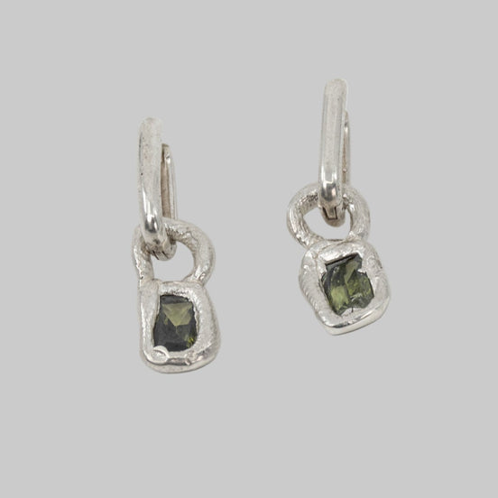 Pendientes peridoto