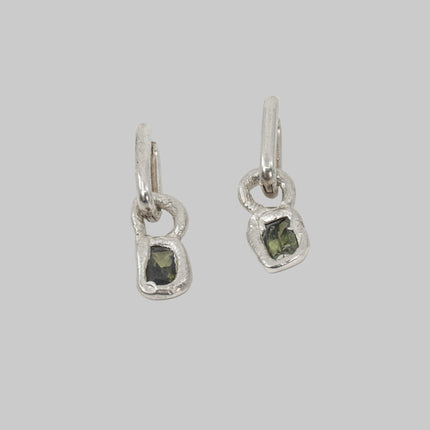 Pendientes peridoto