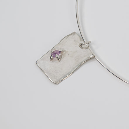 Gargantilla chapa amatista